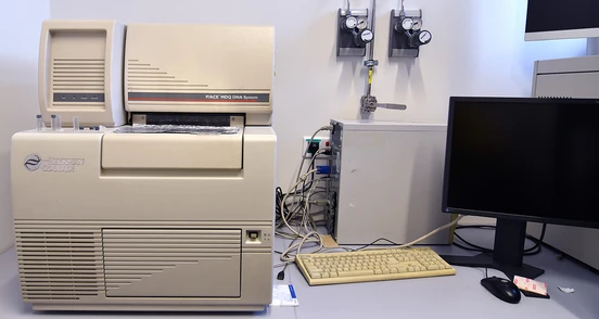 Capillary Electrophoretic Analyzer Beckman Coulter P/ACE MDQ