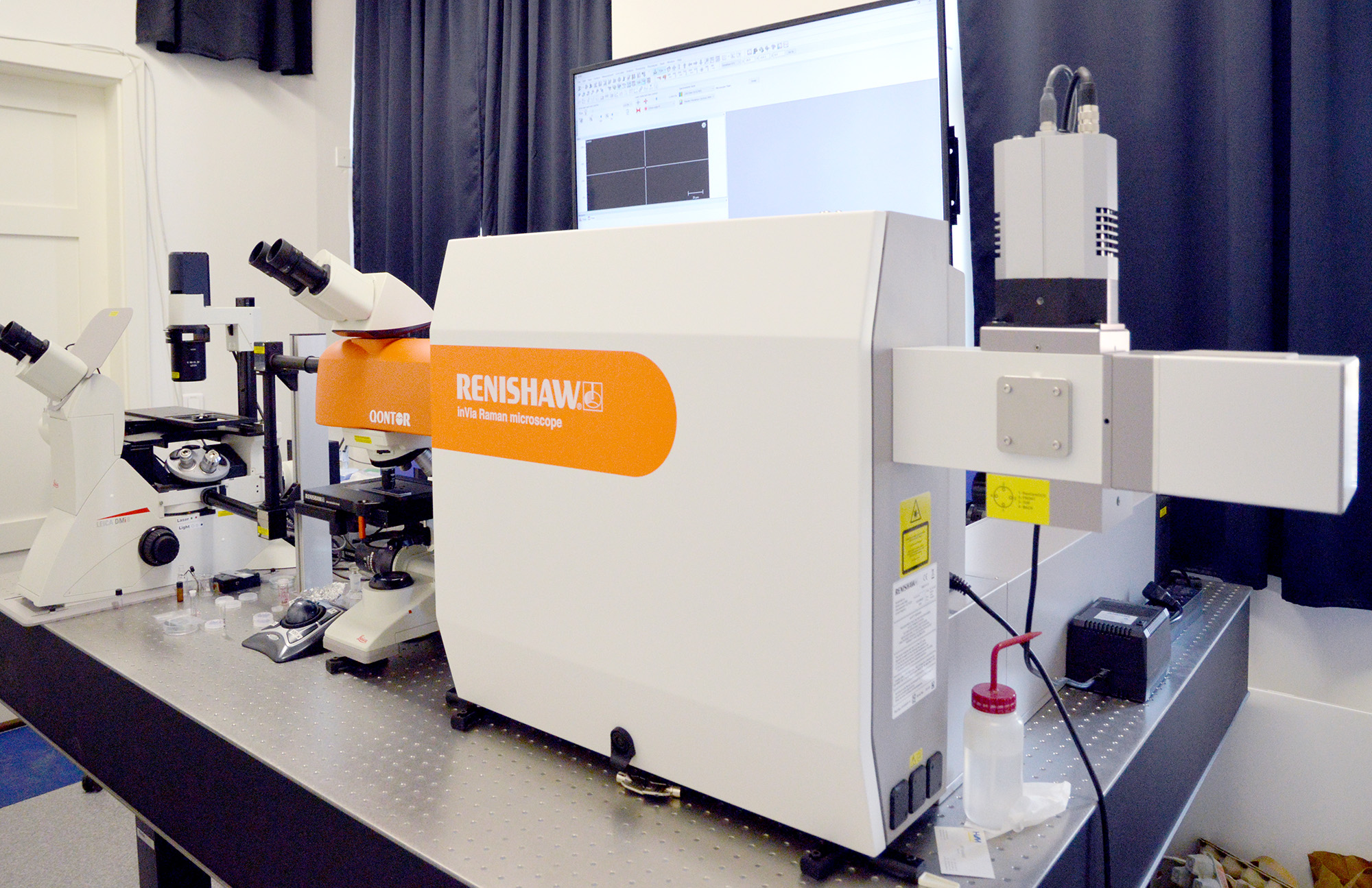 Renishaw inVia Qontor Raman confocal spectrometer