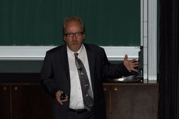 Invited Lecture – Klaus Müller-Dethlefs