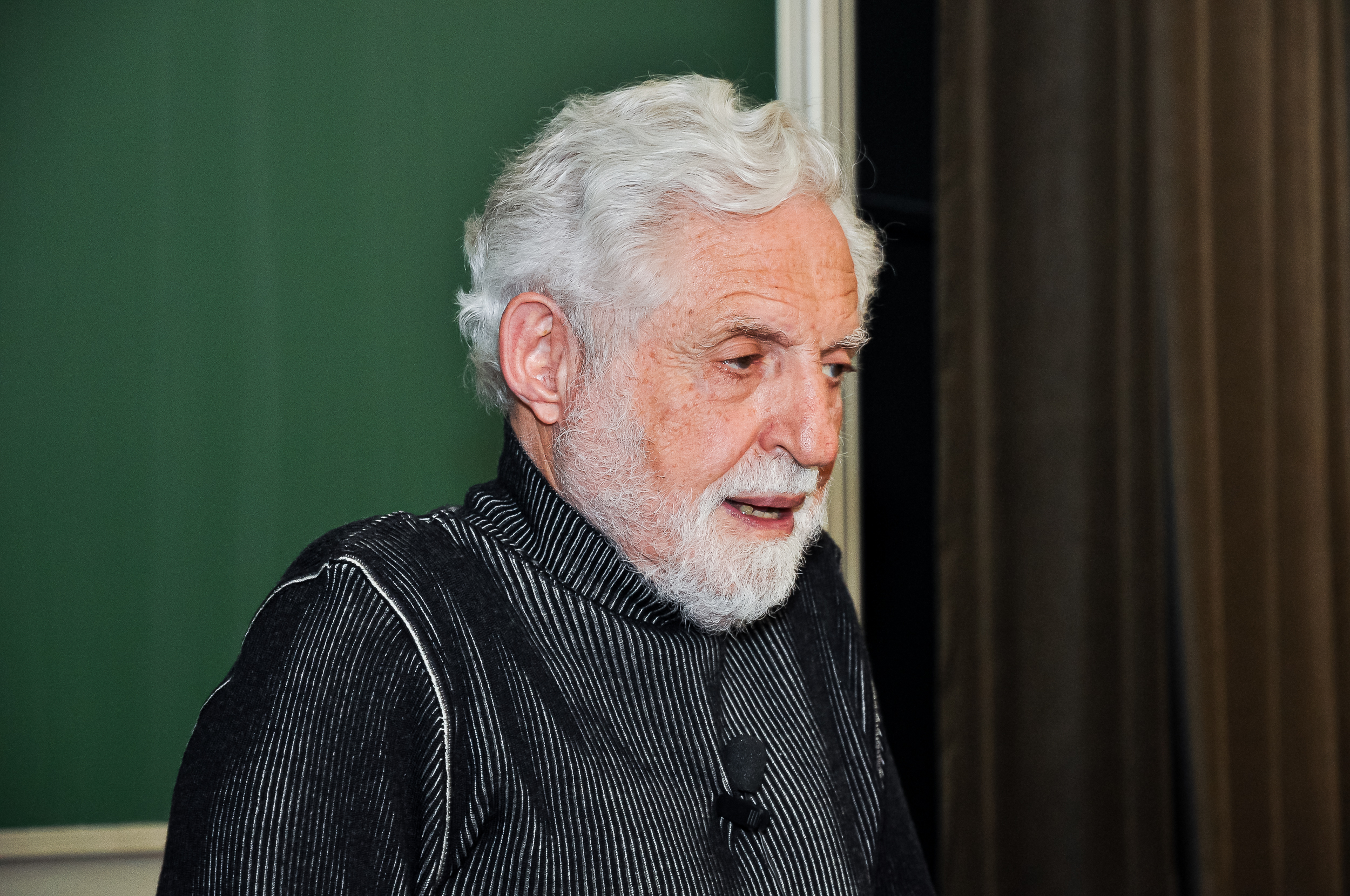 Zvaná přednáška – Carl Djerassi